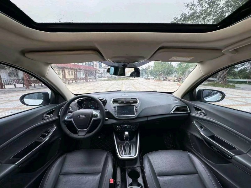 珠海18年福特福睿斯6