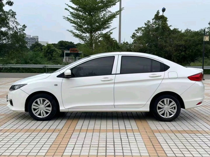 汕头19年本田锋范3