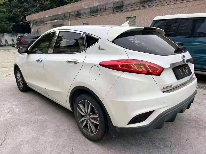 汕头17年长安汽车逸动9