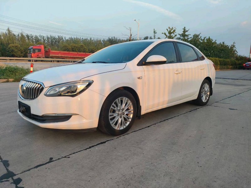 常州16年别克英朗3