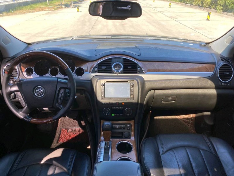 常州11年别克昂科雷8