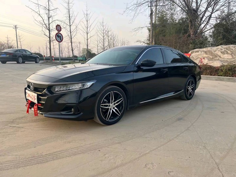 徐州22年本田雅阁2