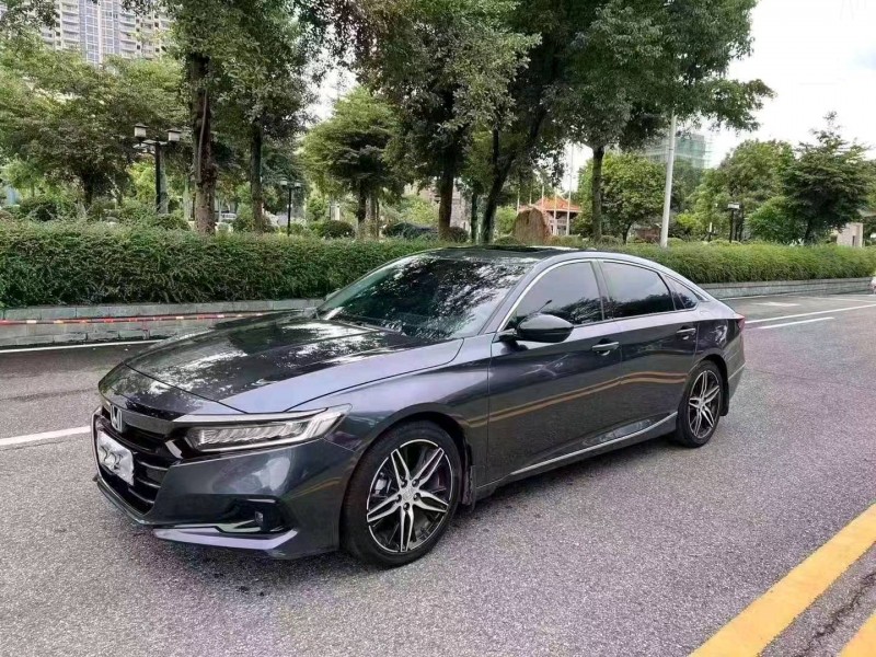 汕头22年本田雅阁3