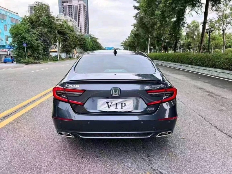 汕头22年本田雅阁9