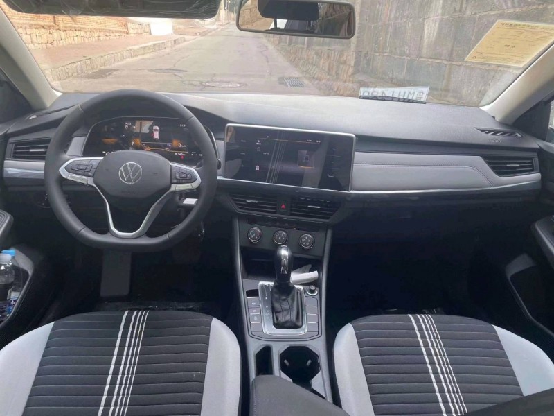 济宁23年大众宝来5