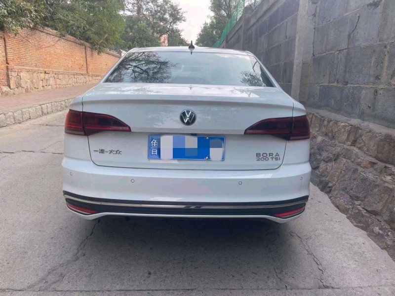 济宁23年大众宝来9