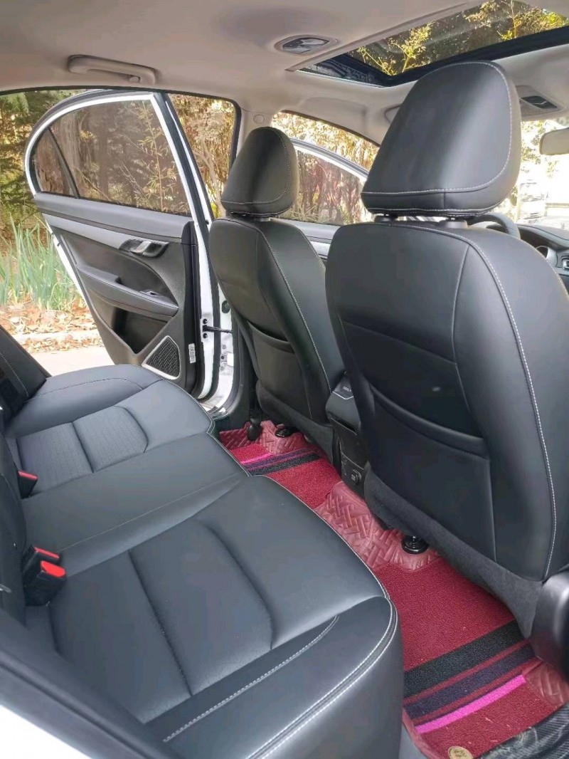 潍坊22年吉利帝豪6