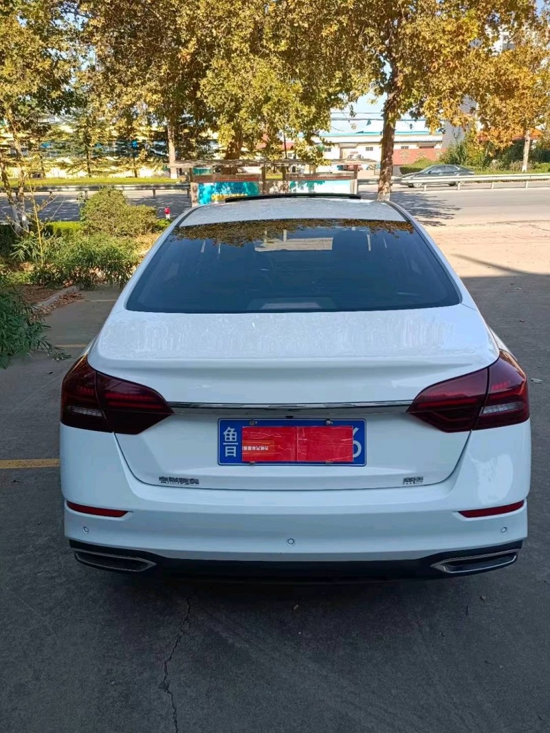 潍坊22年吉利帝豪9