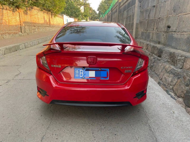 东营19年本田思域8