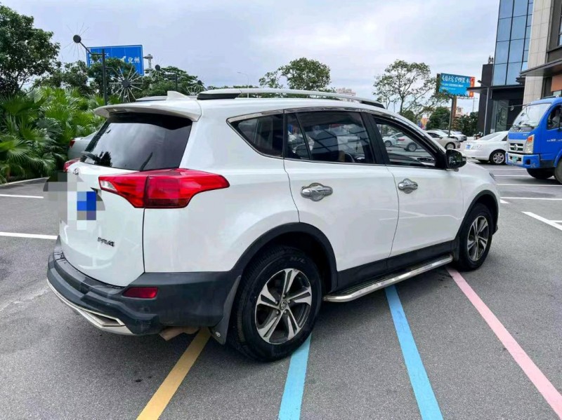 汕头16年丰田RAV4荣放4
