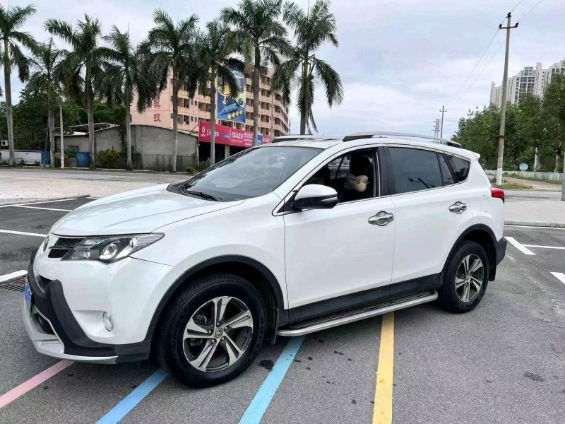 汕头16年丰田RAV4荣放5