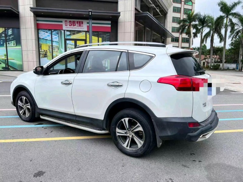汕头16年丰田RAV4荣放6