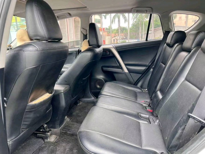汕头16年丰田RAV4荣放7
