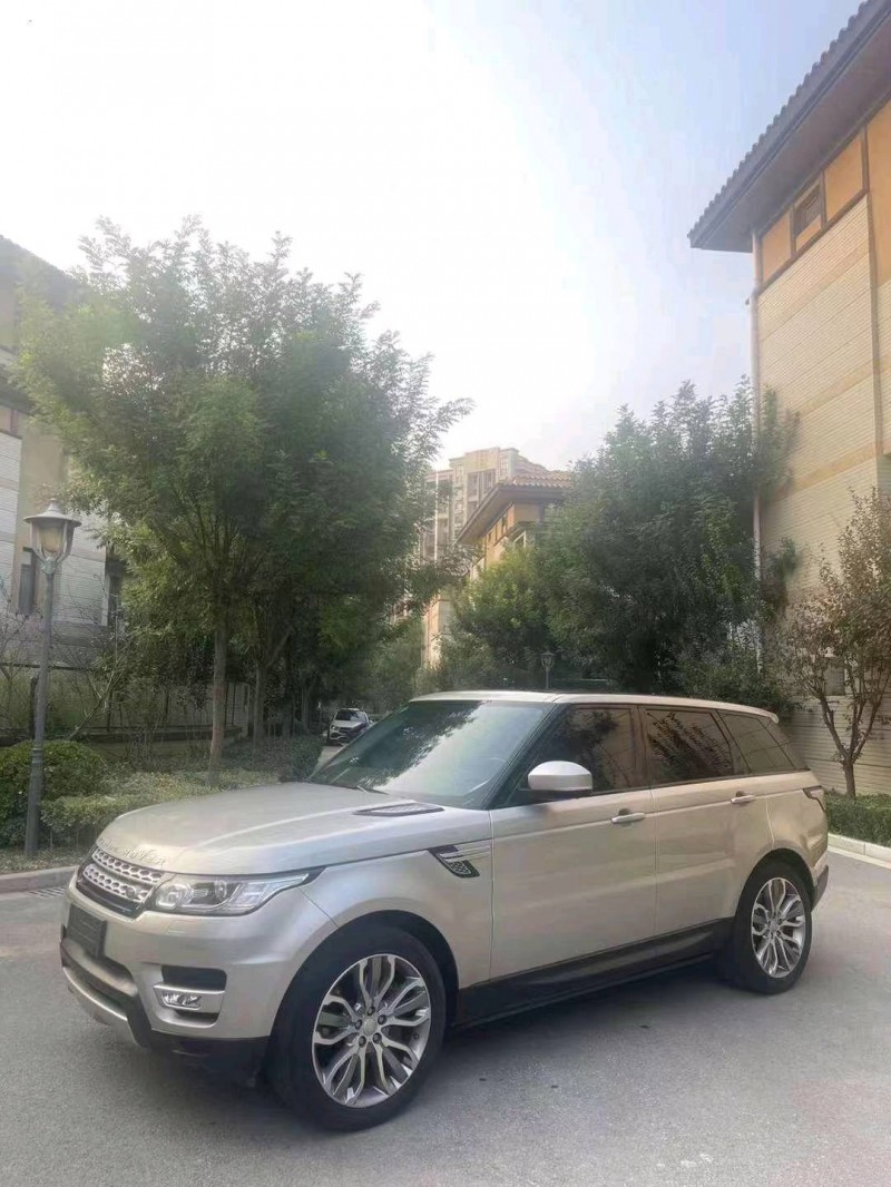 东营16年路虎揽胜运动2