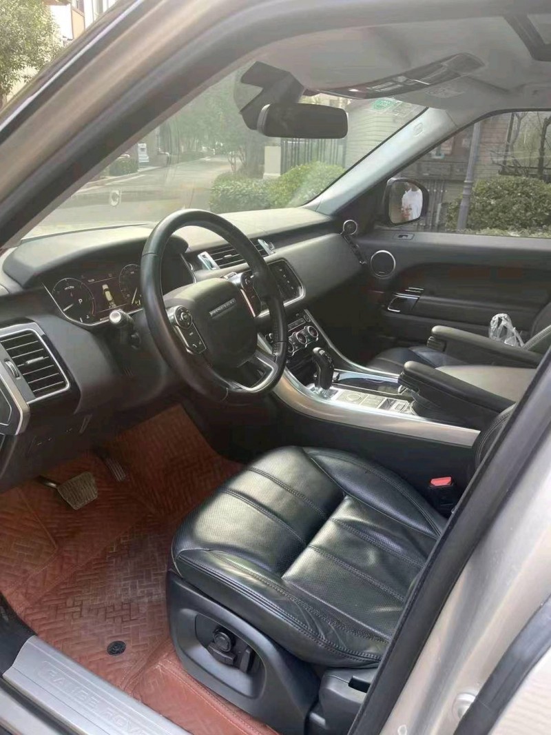 东营16年路虎揽胜运动5