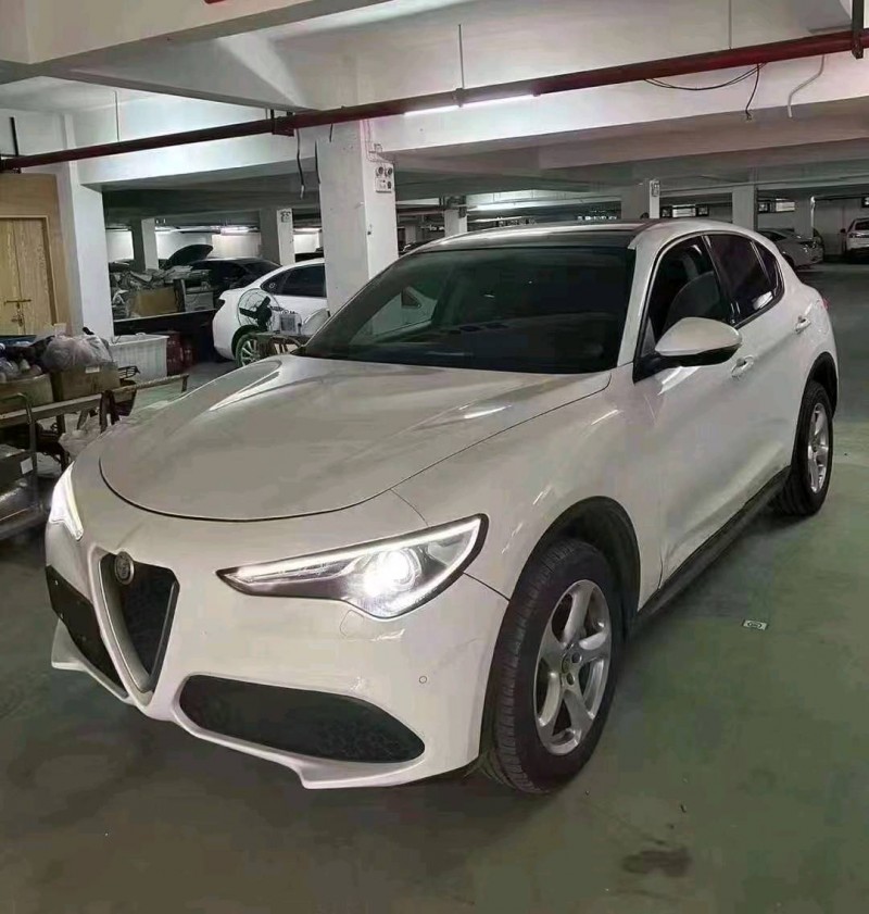 嘉兴19年阿尔法·罗密欧Stelvio2