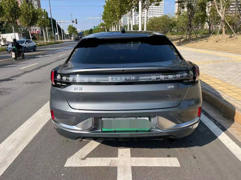 珠海22年極氪汽車0019