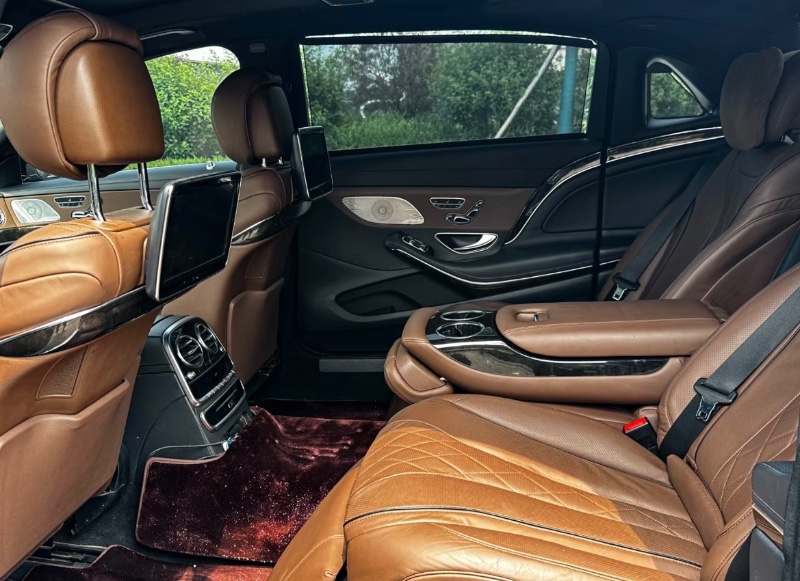 济南16年奔驰迈巴赫S级8