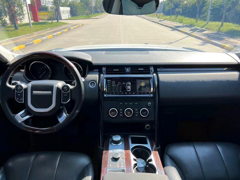 盐城17年路虎发现6