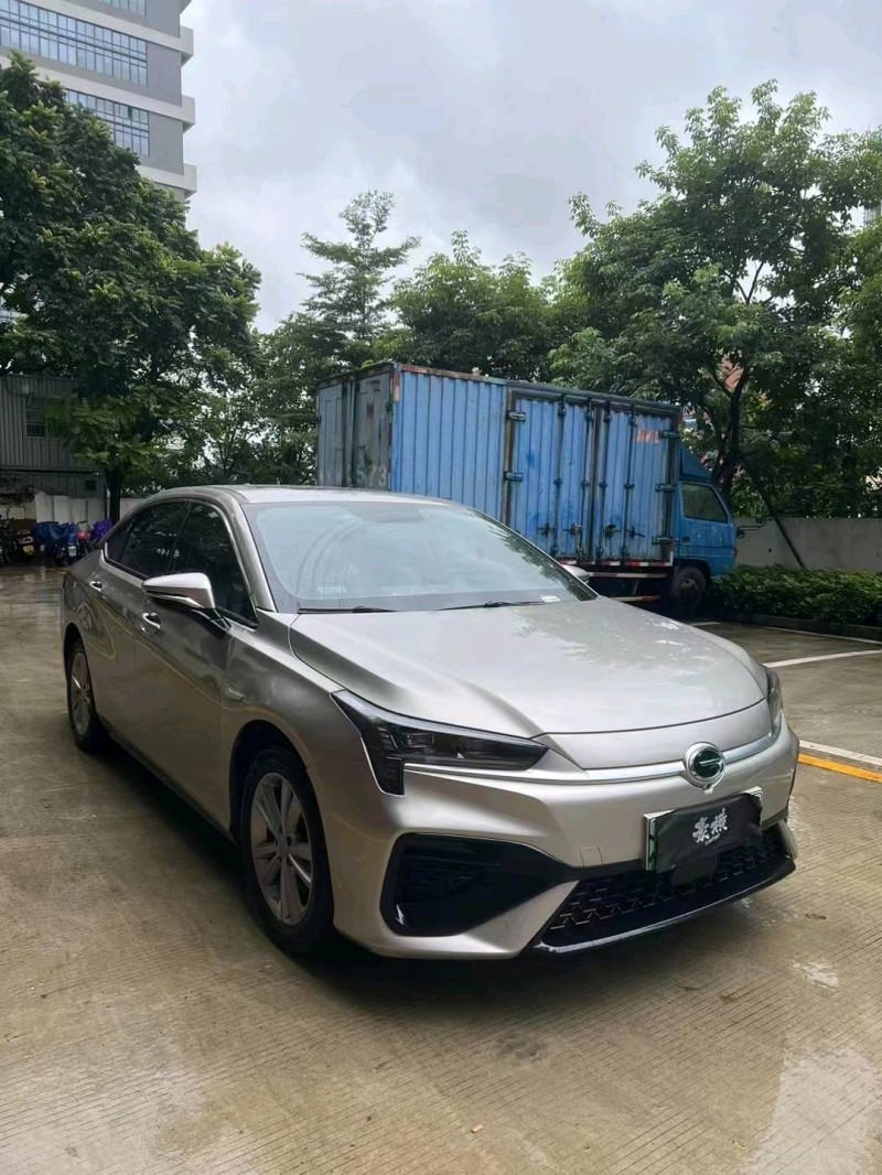 佛山22年传祺埃安S2