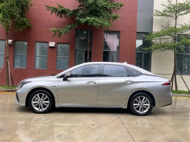 佛山22年传祺埃安S6