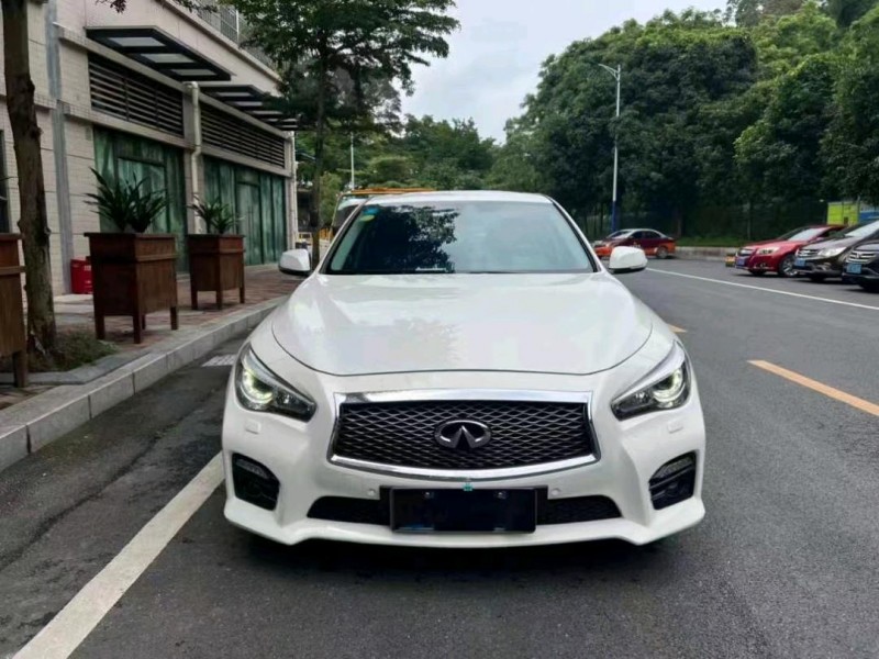 汕頭14年英菲尼迪Q50S1