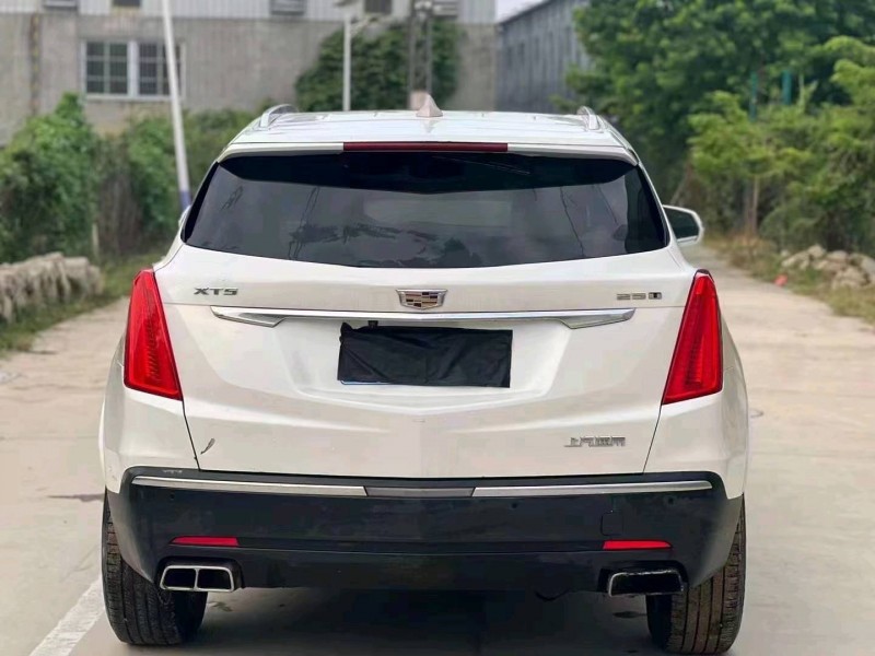 珠海17年凯迪拉克XT54