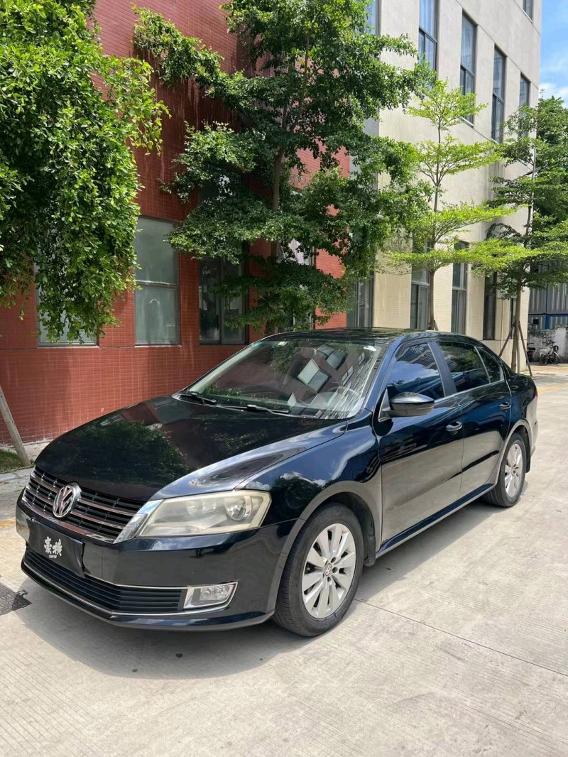 佛山13年大众朗逸3