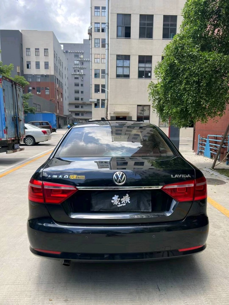 佛山13年大众朗逸5