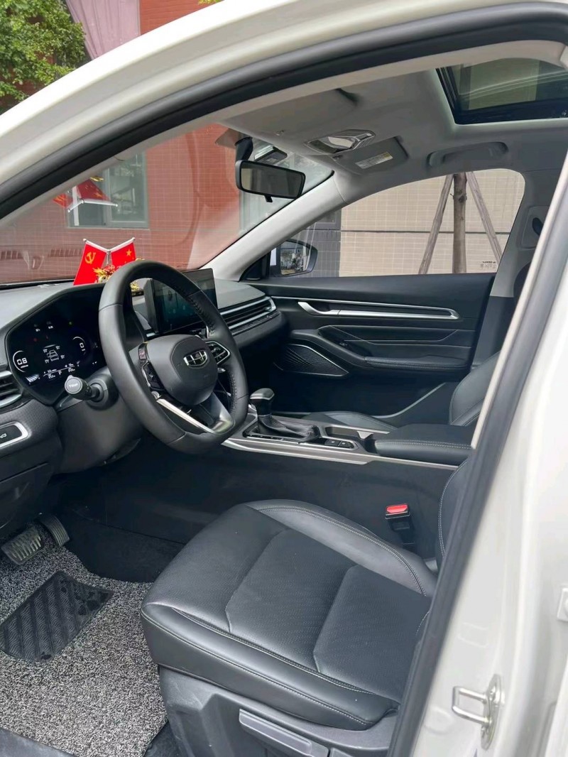 佛山22年吉利帝豪6