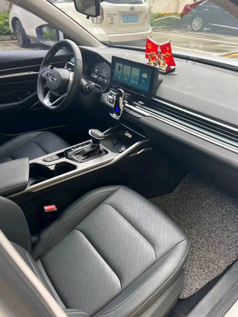 佛山22年吉利帝豪7