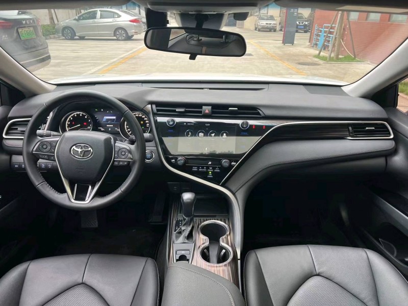 佛山20年丰田凯美瑞8