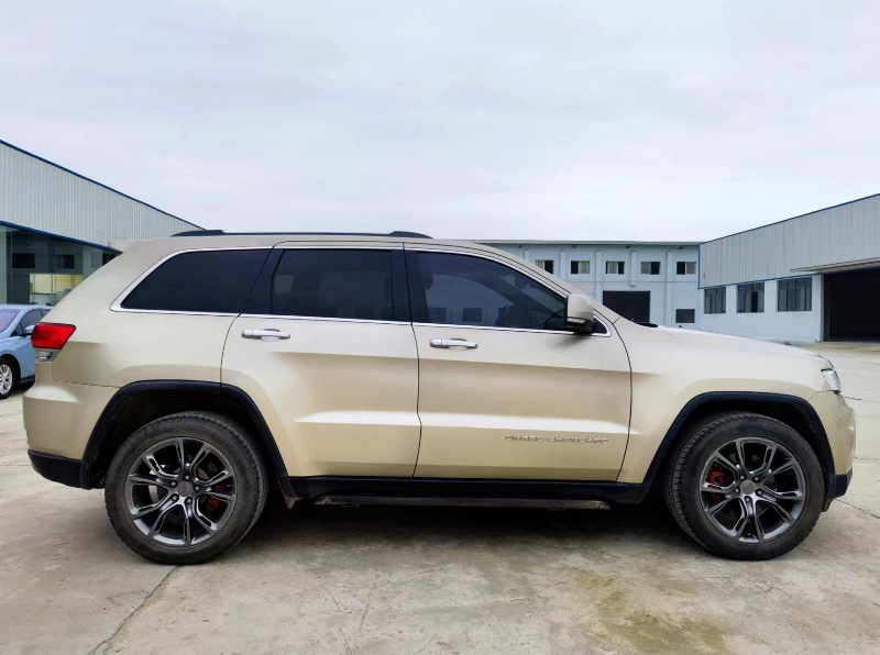 襄陽14年Jeep大切諾基2