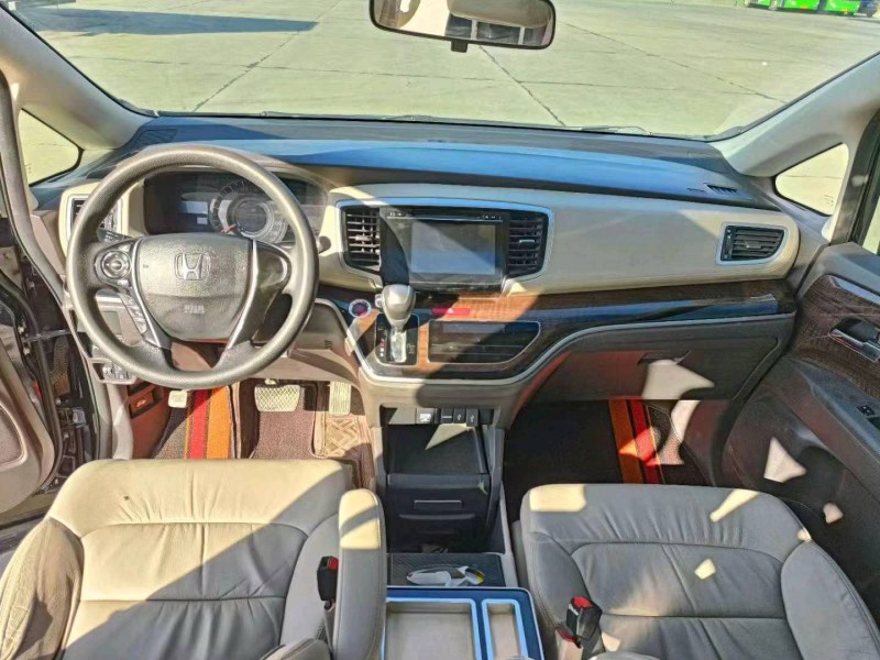 邢台18年本田奥德赛8