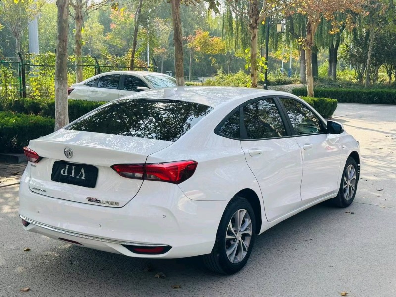 聊城23年别克威朗7