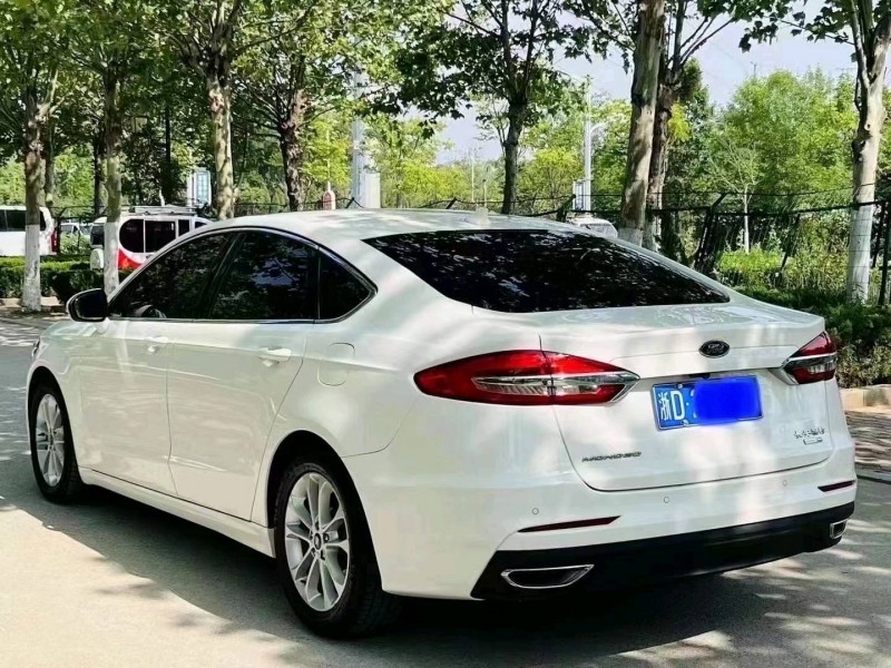 聊城21年福特蒙迪欧9