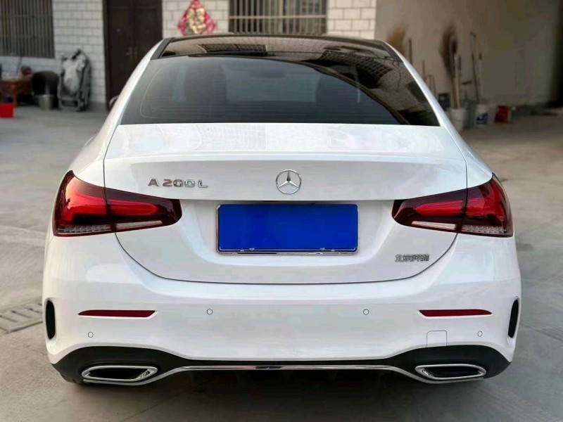 东营23年奔驰A7