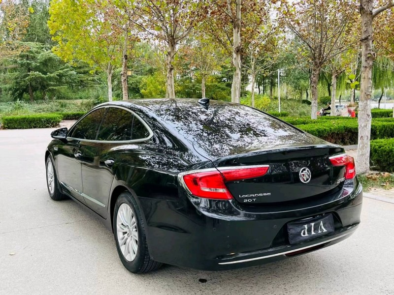 聊城16年别克君越5