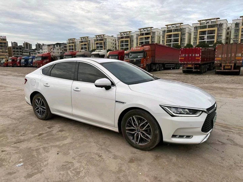 梧州19年比亚迪秦2