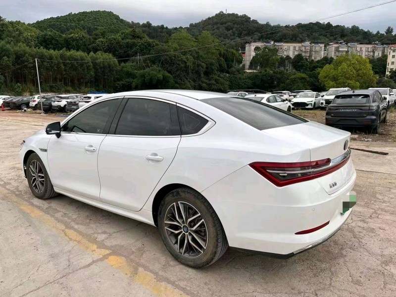 梧州19年比亚迪秦4