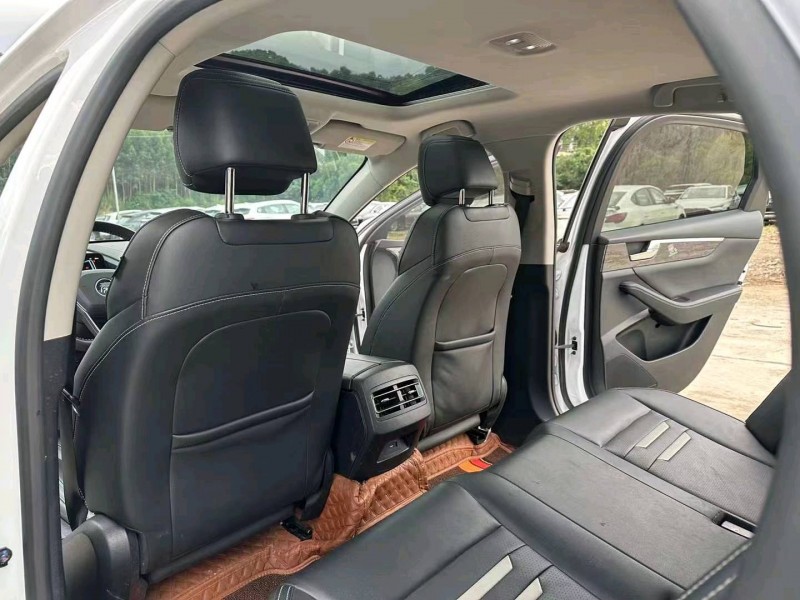 梧州19年比亚迪秦5