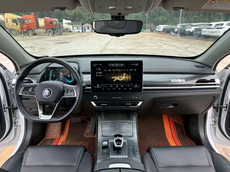 梧州19年比亚迪秦8