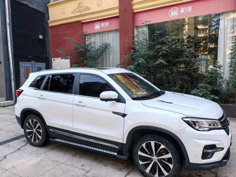 宜昌18年長安汽車CS753