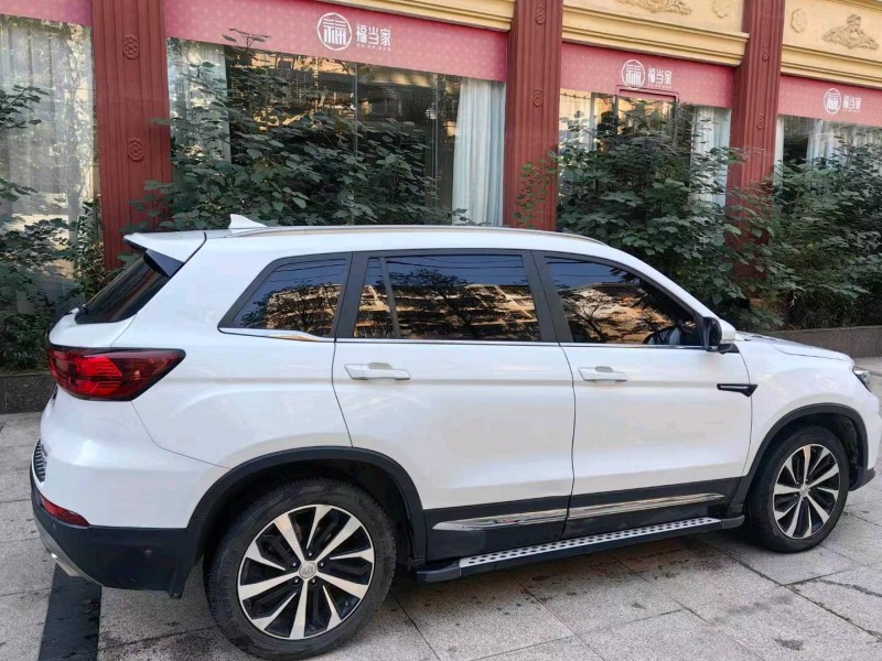 宜昌18年長安汽車CS756