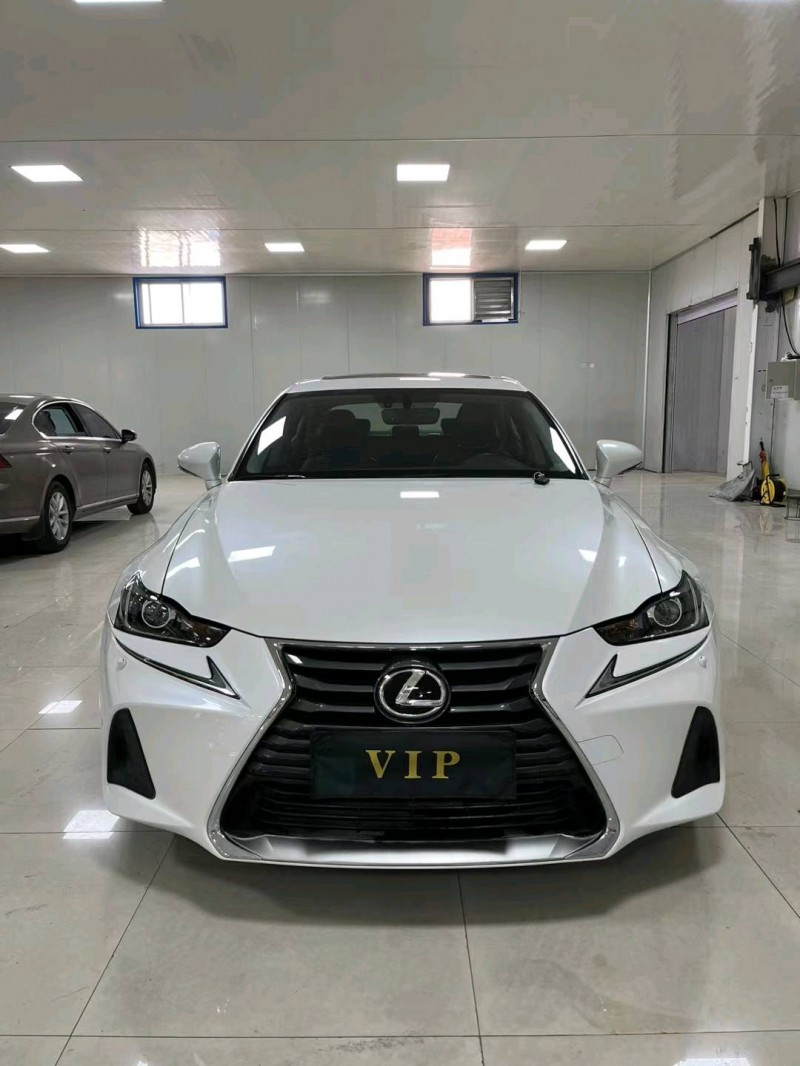 廊坊18年雷克萨斯IS1