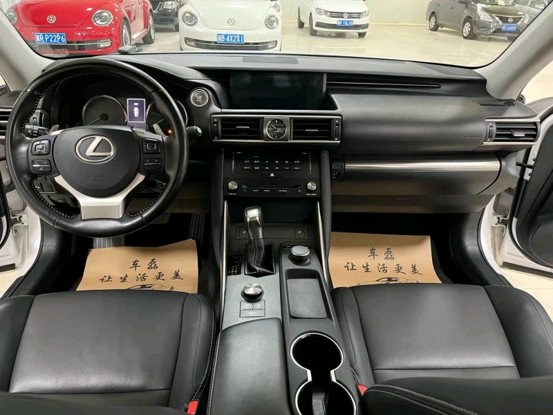 廊坊18年雷克萨斯IS7