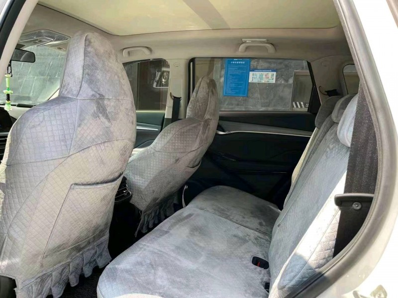 鄂州22年長安汽車CS757