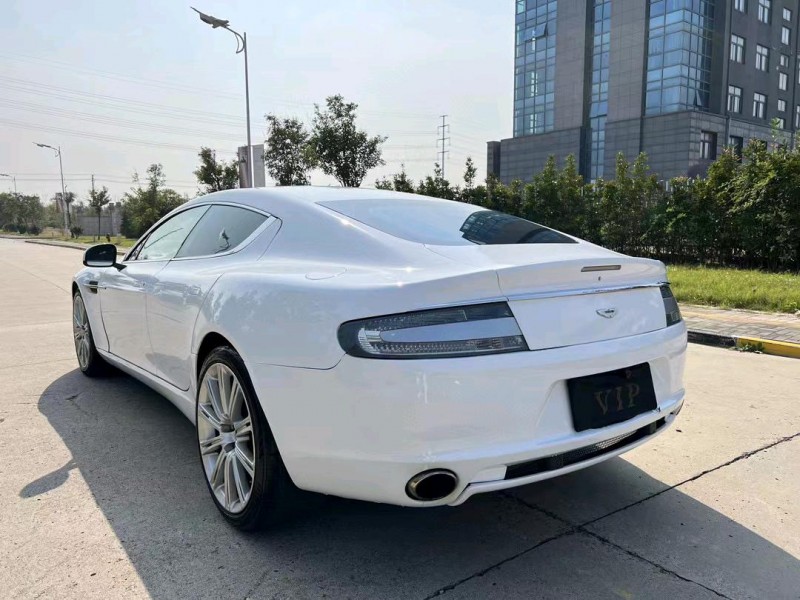盐城12年阿斯顿·马丁Rapide9