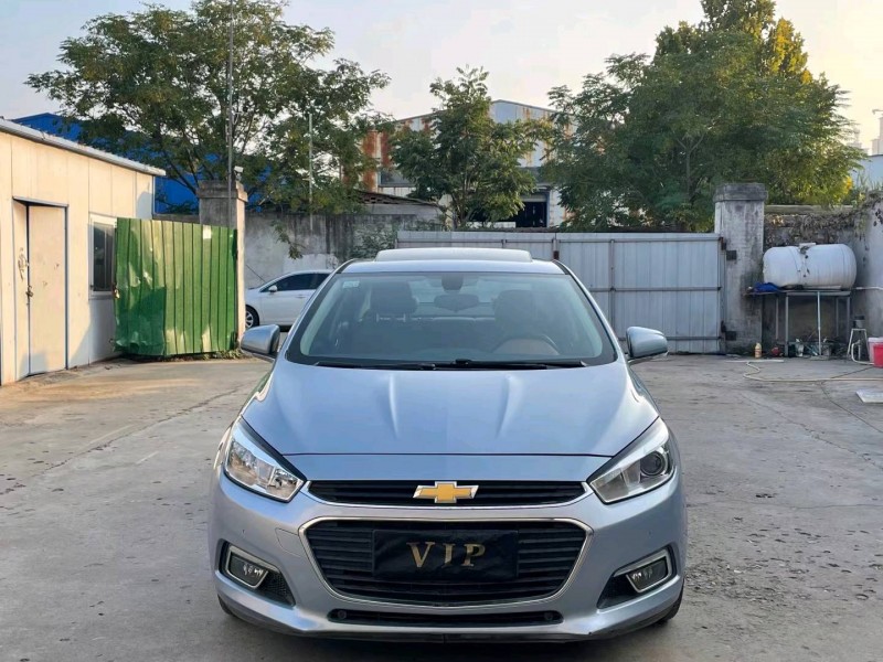 济宁15年雪佛兰科鲁兹1