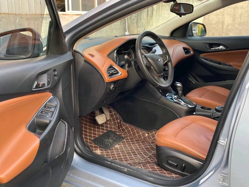 济宁15年雪佛兰科鲁兹4